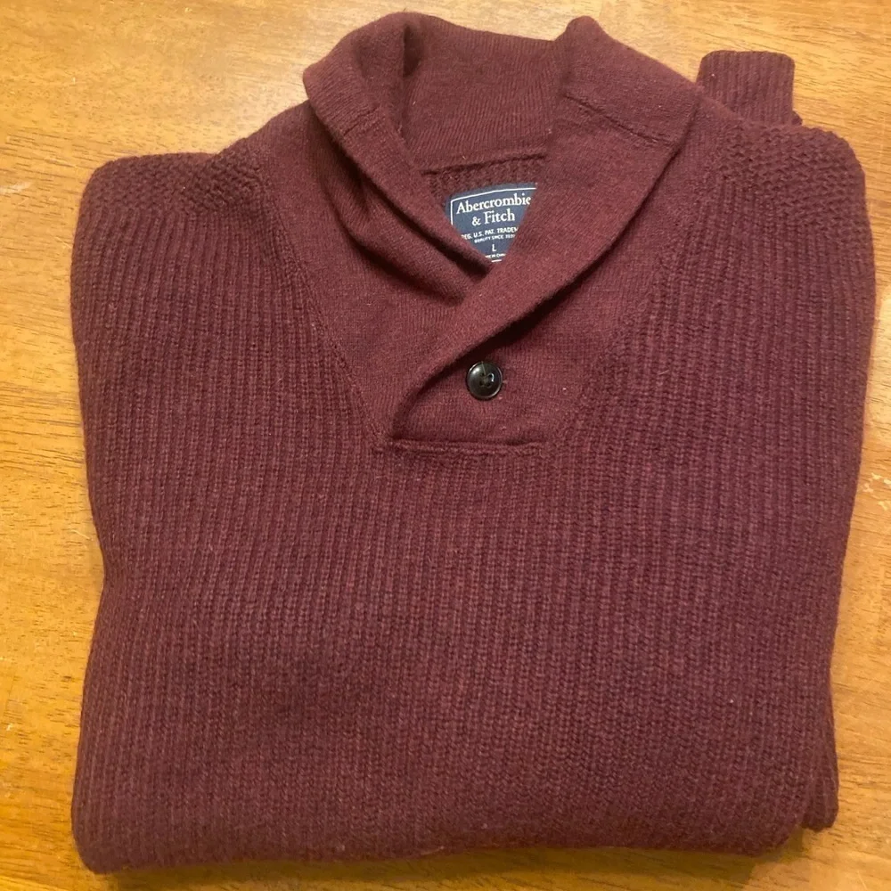 VTG Abercrombie & Fitch Men's Deep Maroon Shawl Collar Sweater
